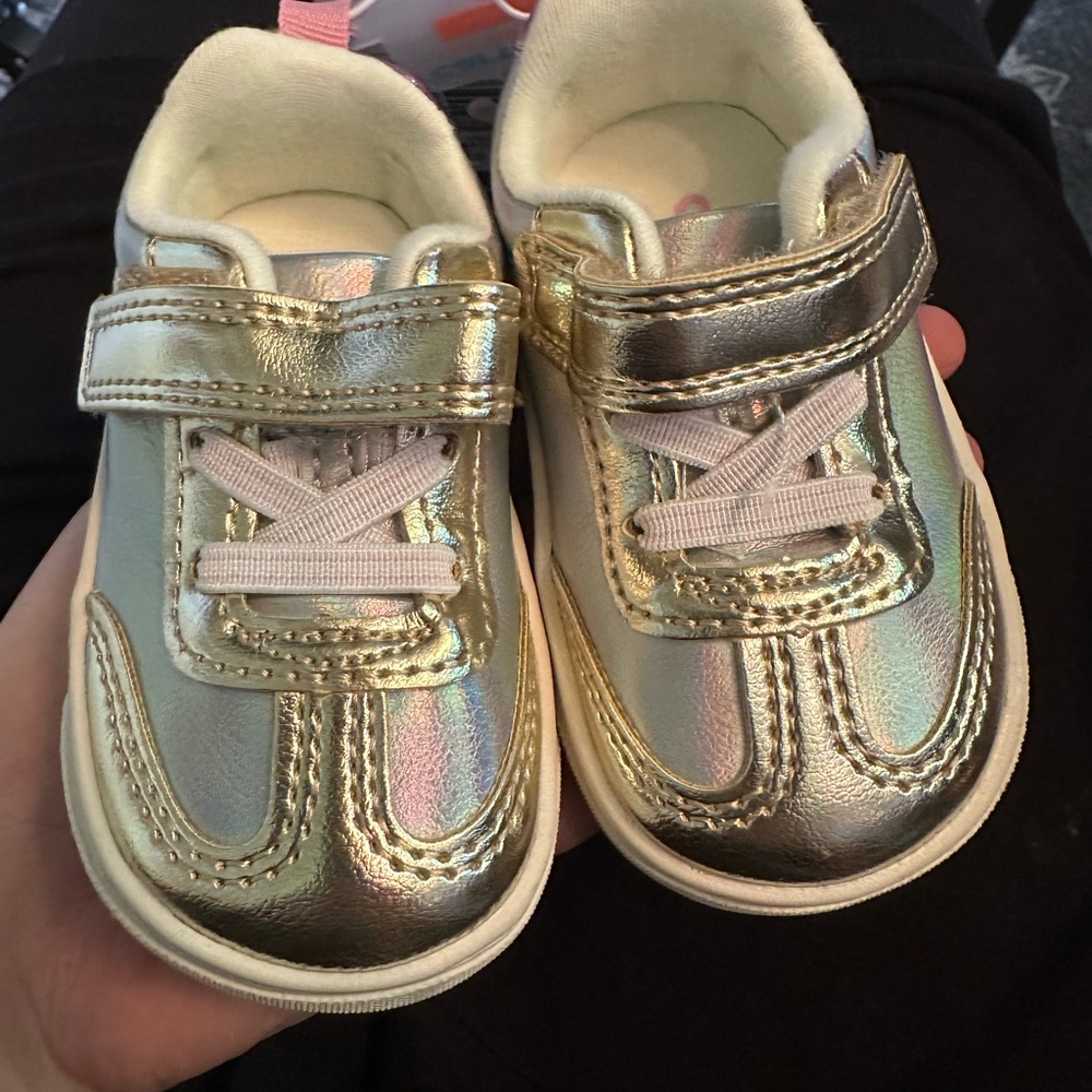 🛍️ 3FOR20 | Carter's | Gold Baby Walker Shoes with Velcro Strap‎ | Size 3 | NWT